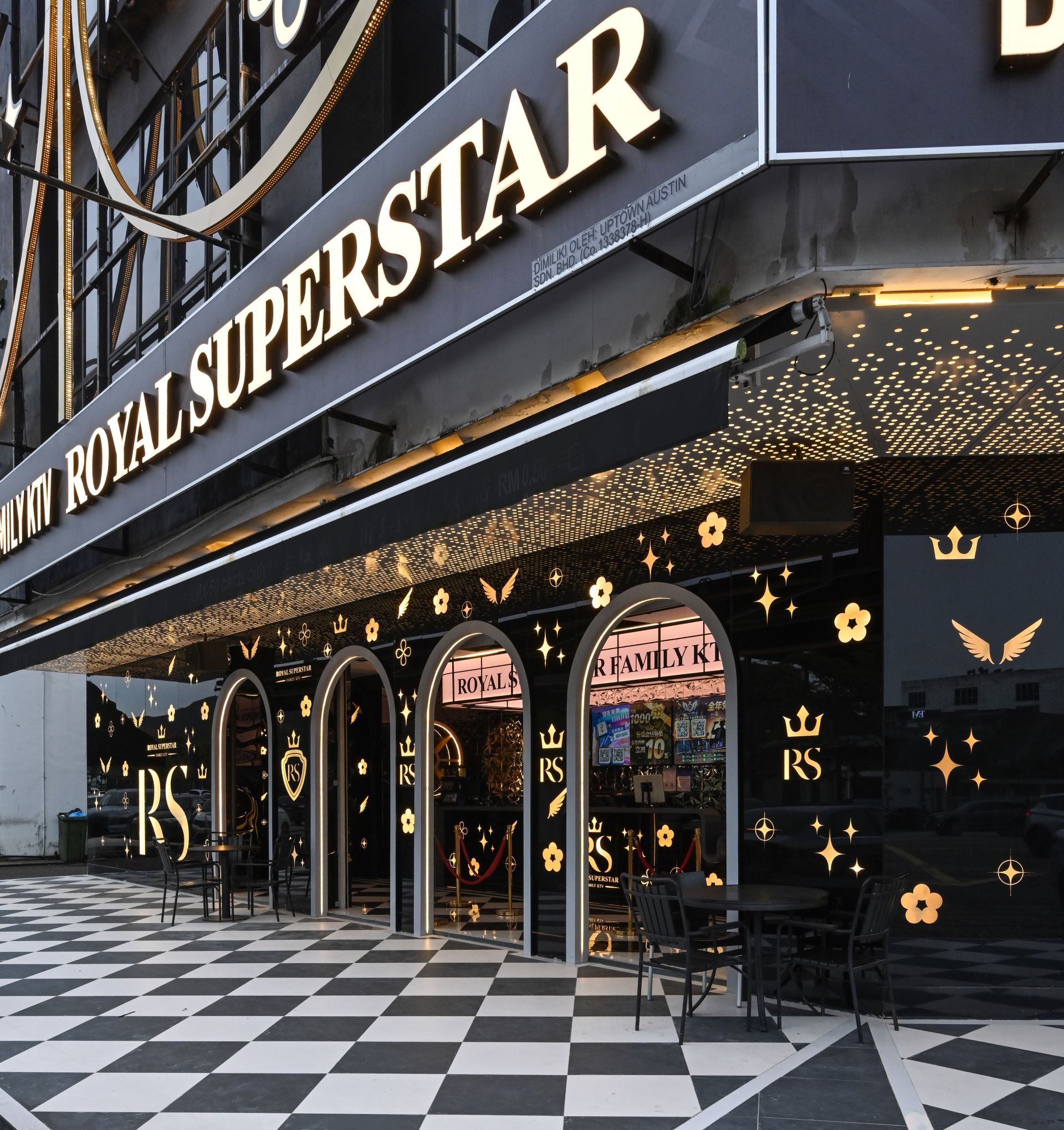 Royal Superstar KTV | Mount Austin